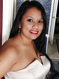 Lucey Perez latina girl Karups Older Women milf porn pictures